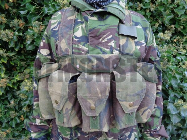 Arktis 42 chest rig webbing with press studs