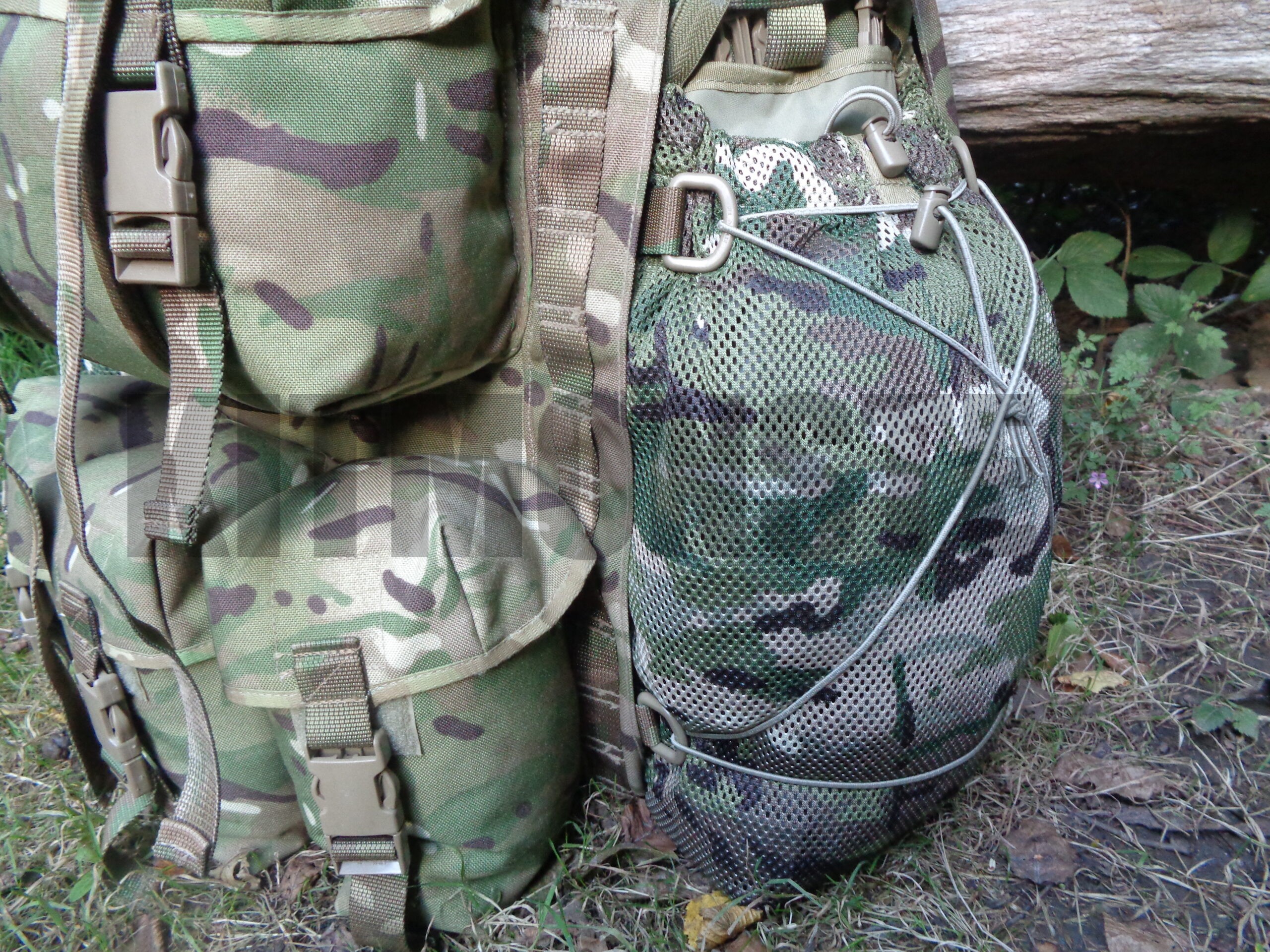 thumbnail image 2 of Bergen Side Pockets Pair – British Army MTP PLCE Standard Mk1, New 2 of 5