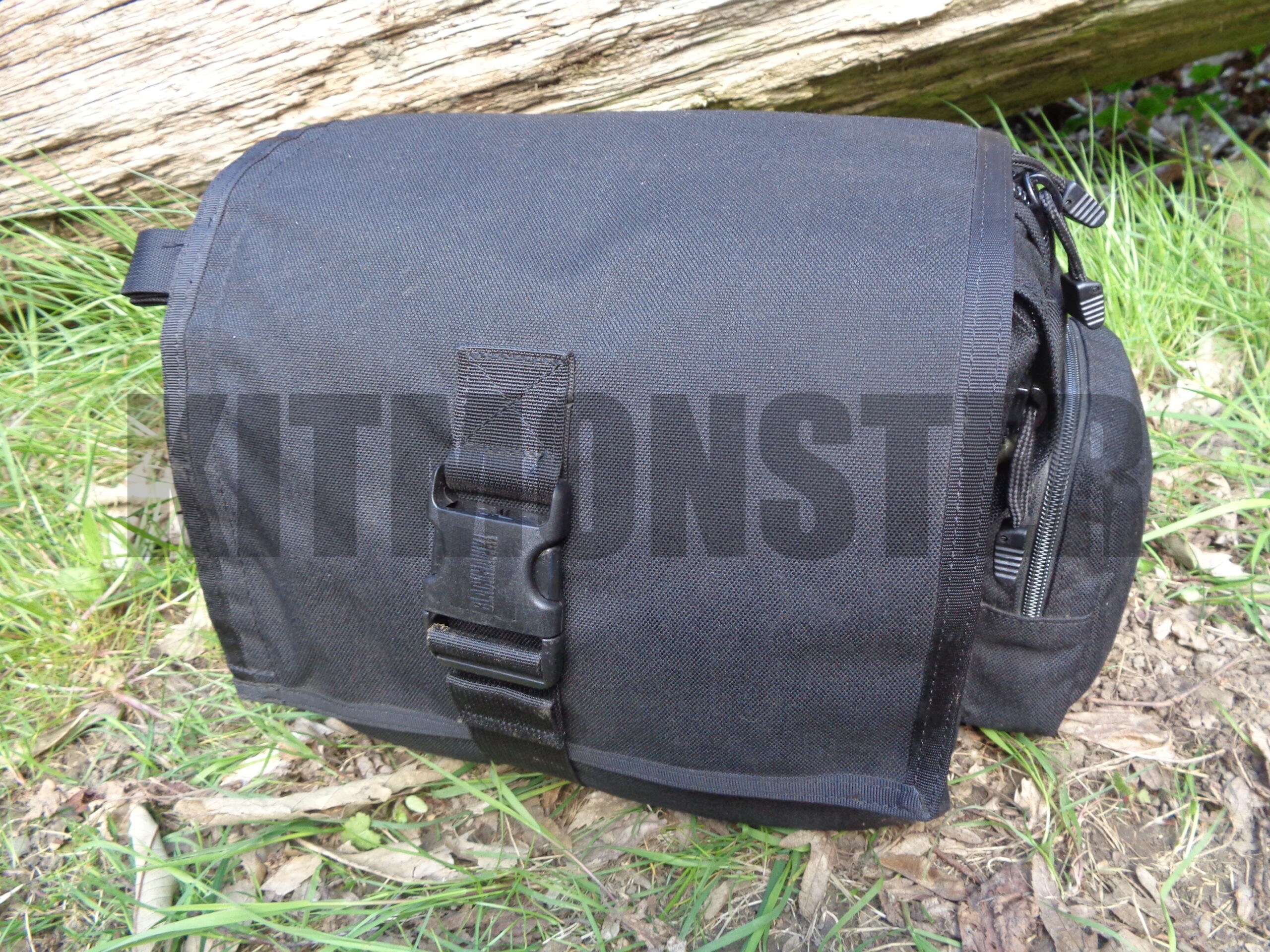 BLACKHAWK! 37CL67 STRIKE Double Mag Pouch M16 Upside Down OD (検